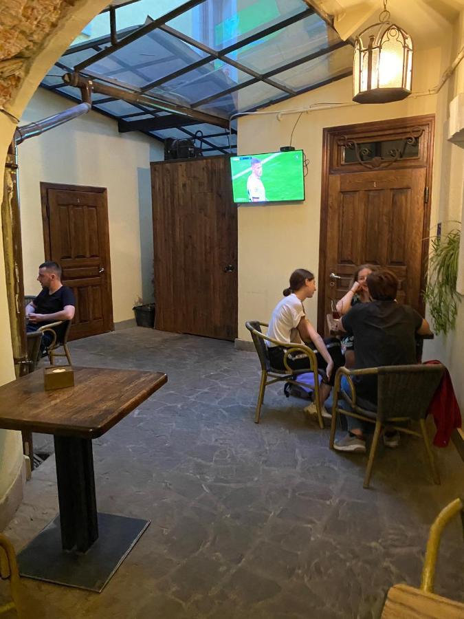شقة королівські на вулиці лесі українки 19 إلفيف